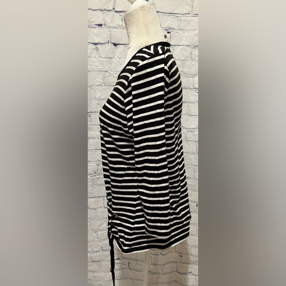 Michael Kors long sleeve black and white striped shirt Size Large - Picture 3 of 6